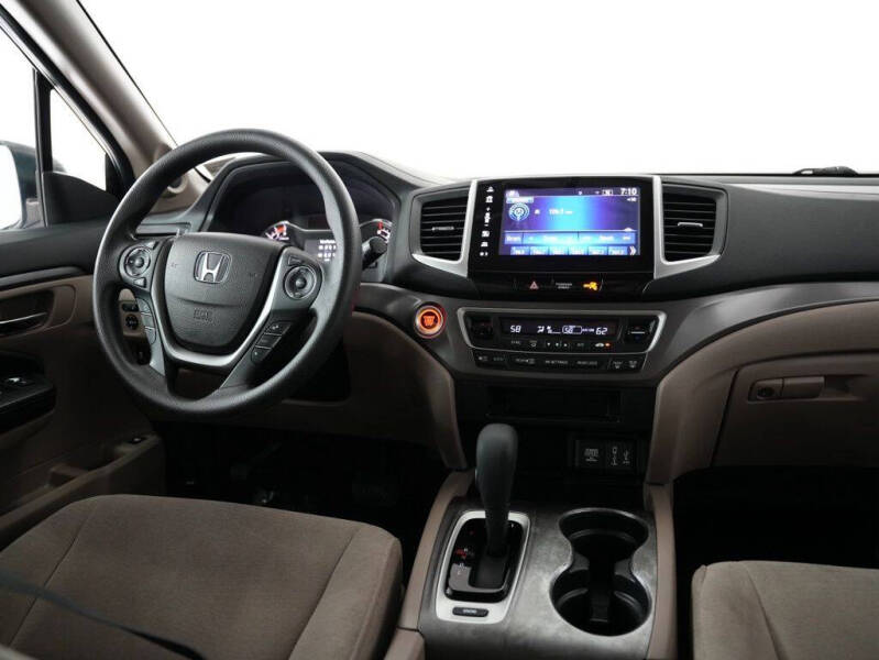 2017 Honda Pilot EX