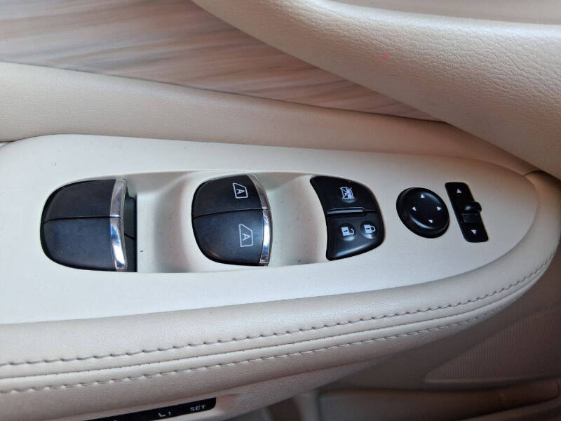 2015 Nissan Murano Platinum