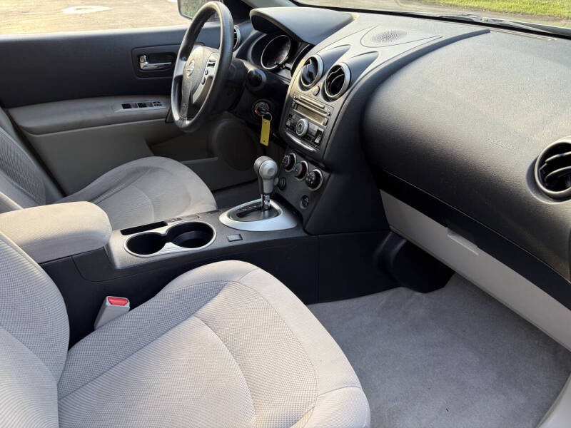 2013 Nissan Rogue S