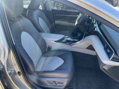 2019 Toyota Camry XLE