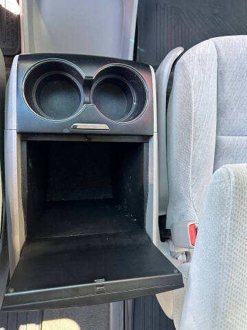 2017 Toyota Sienna LE 8-Passenger
