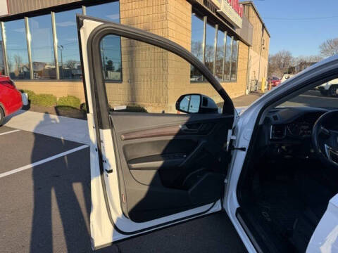 2021 Audi Q5 quattro Premium 45 TFSI