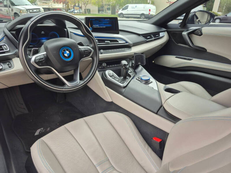 2015 BMW i8