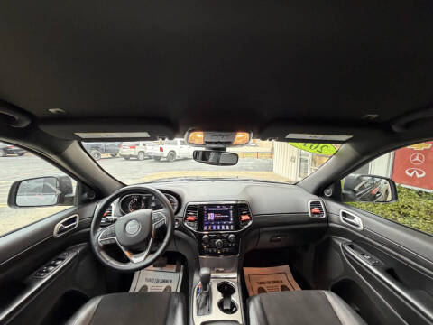 2019 Jeep Grand Cherokee Laredo