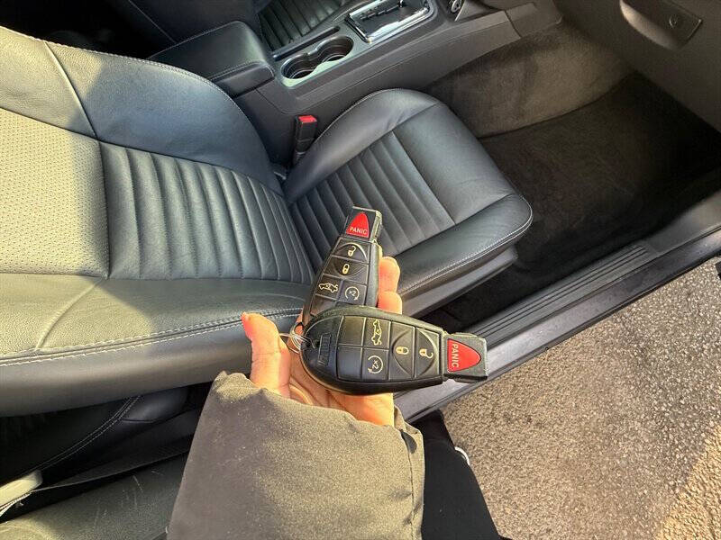 2013 Dodge Challenger R/T Plus