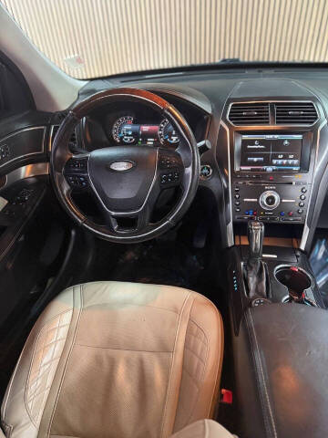 2016 Ford Explorer Platinum