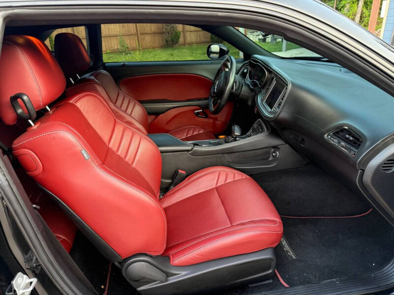 2022 Dodge Challenger