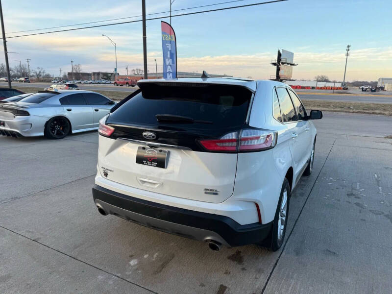 2020 Ford Edge