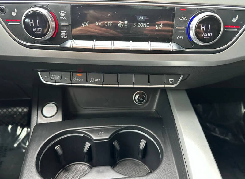 2017 Audi A4 2.0T quattro Premium