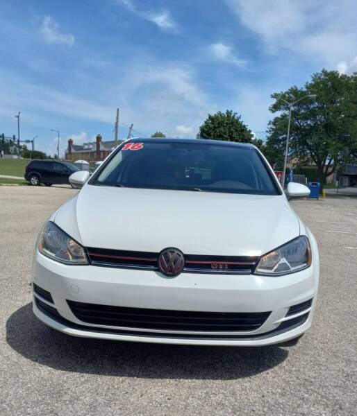 2016 Volkswagen Golf for sale at Revolution Auto Inc in McHenry IL