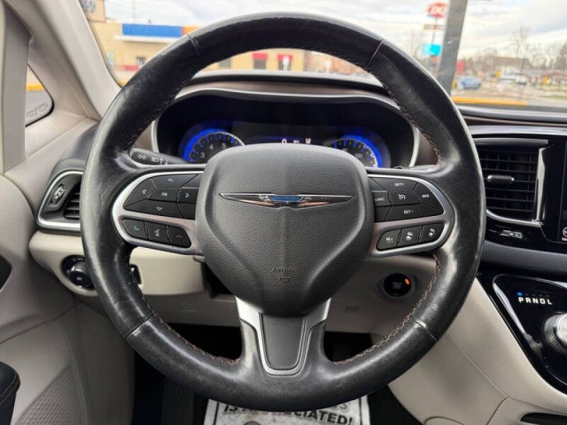 2019 Chrysler Pacifica Touring L Plus