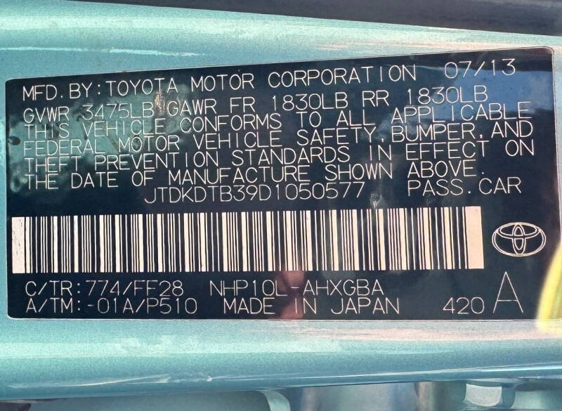 2013 Toyota Prius c Three