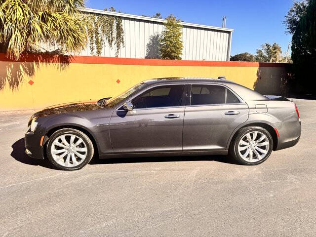 2019 Chrysler 300 Limited