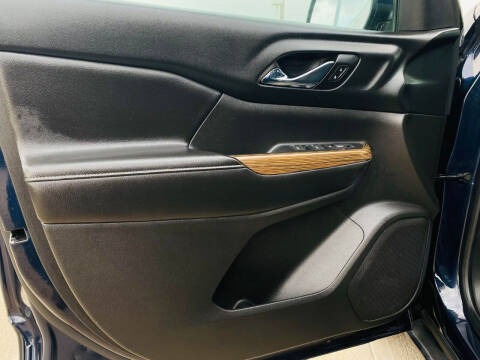 2017 GMC Acadia SLE-1