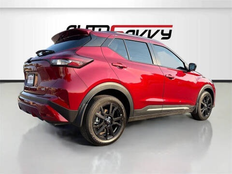 2024 Nissan Kicks SR