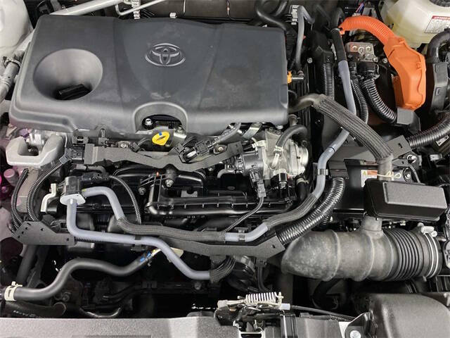 2024 Toyota RAV4 Hybrid LE