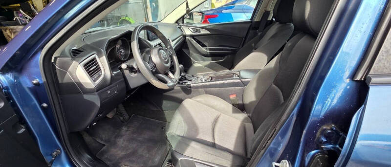 2018 Mazda MAZDA3 Sport