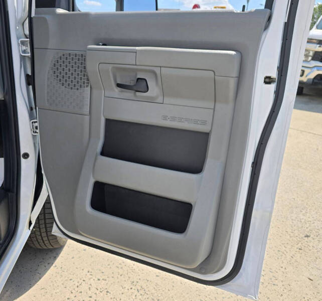 2023 Ford E-Series