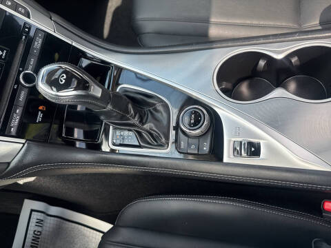 2018 Infiniti Q60 3.0T Luxe