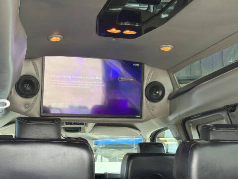2023 Chevrolet Express 2500