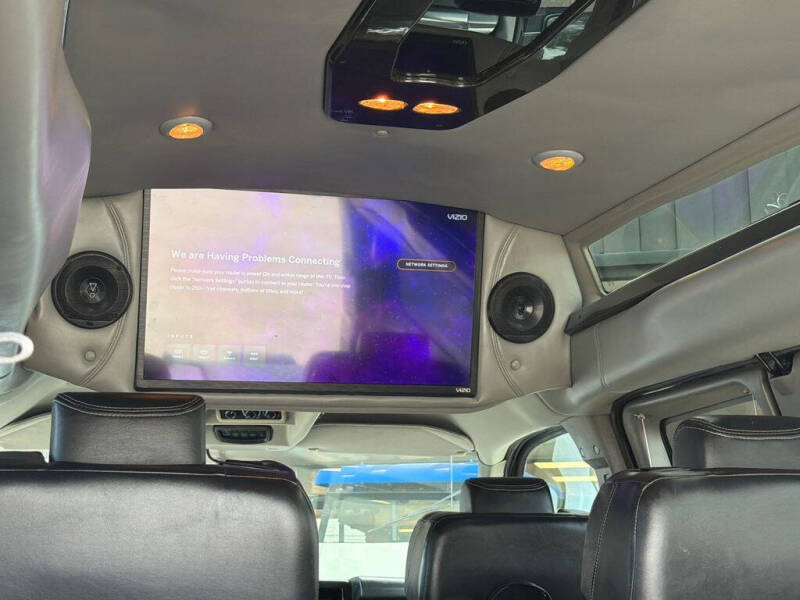 2023 Chevrolet Express 2500