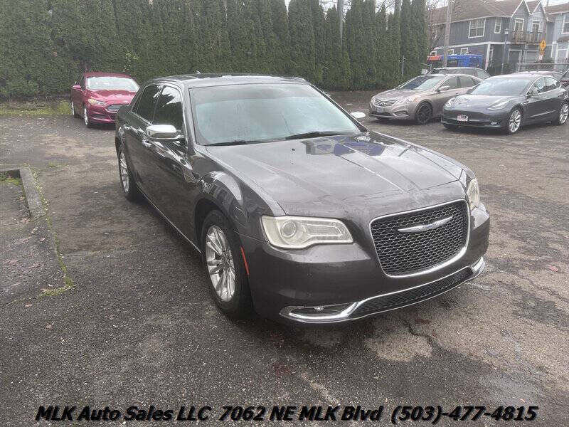 2016 Chrysler 300 C