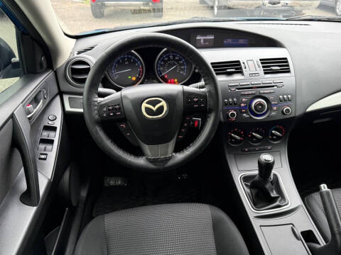 2012 Mazda MAZDA3 i Touring