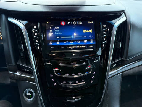 2015 Cadillac Escalade Platinum