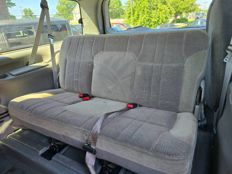 2004 Ford Excursion XLT