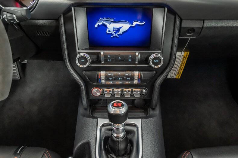 2022 Ford Mustang