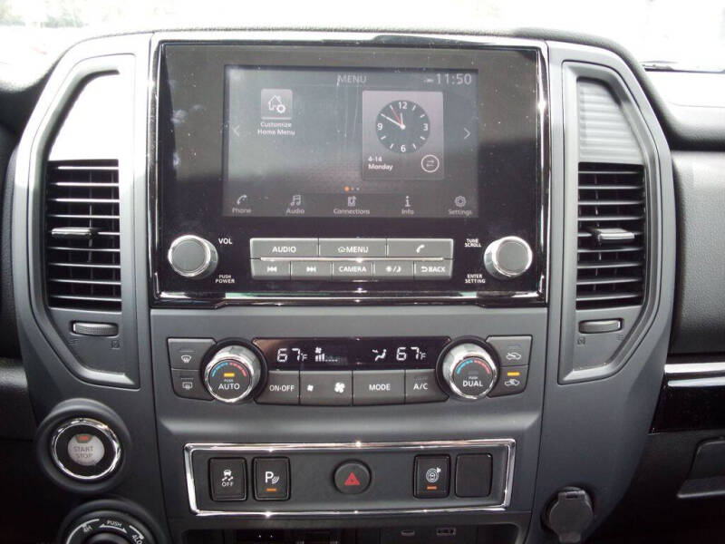 2024 Nissan Titan XD SV