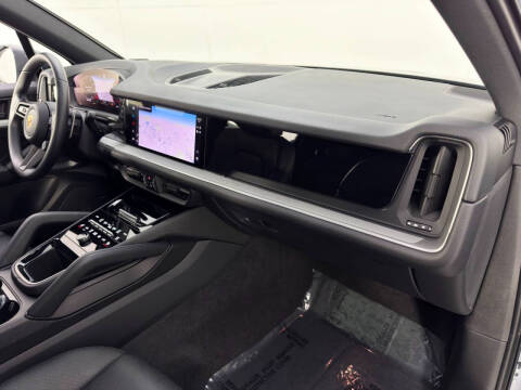 2024 Porsche Cayenne