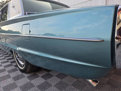 1964 Ford Thunderbird