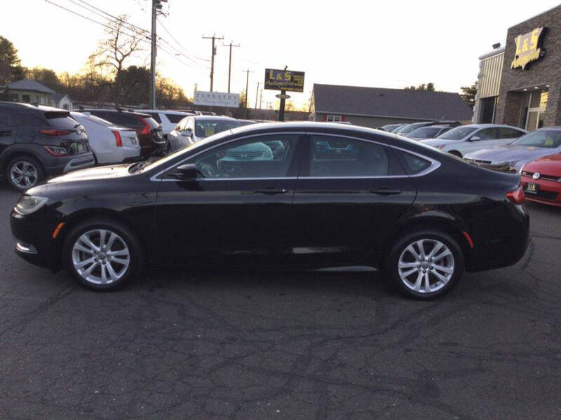 2015 Chrysler 200 Limited