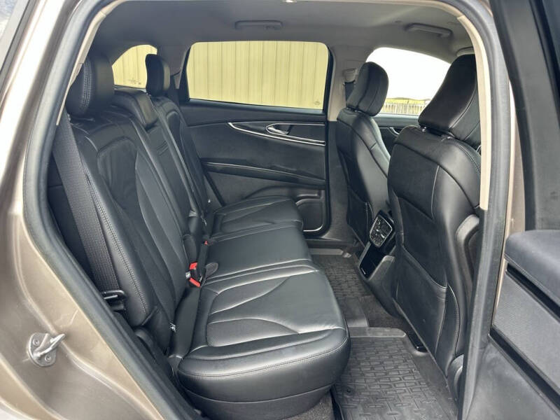 2021 Lincoln Nautilus Standard