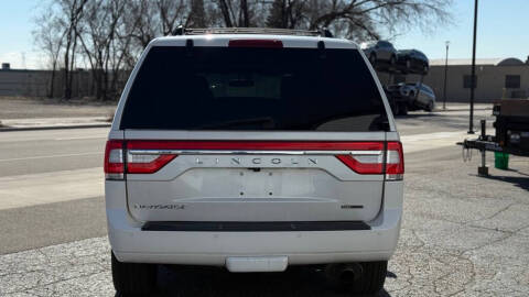 2016 Lincoln Navigator Select