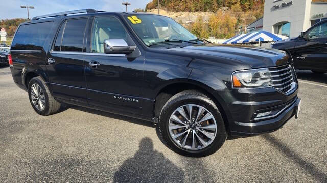 Used 2015 Lincoln Navigator Base with VIN 5LMJJ3JT0FEJ03449 for sale in Hazard, KY