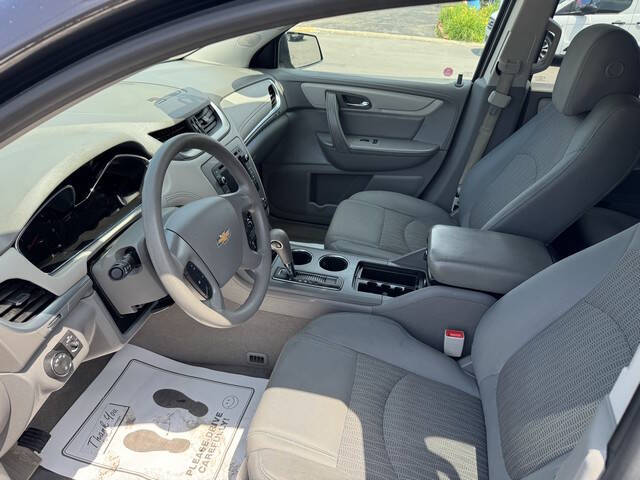 2017 Chevrolet Traverse LS