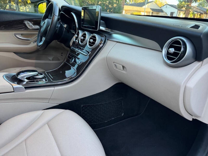 2015 Mercedes-Benz C-Class C 300 4MATIC