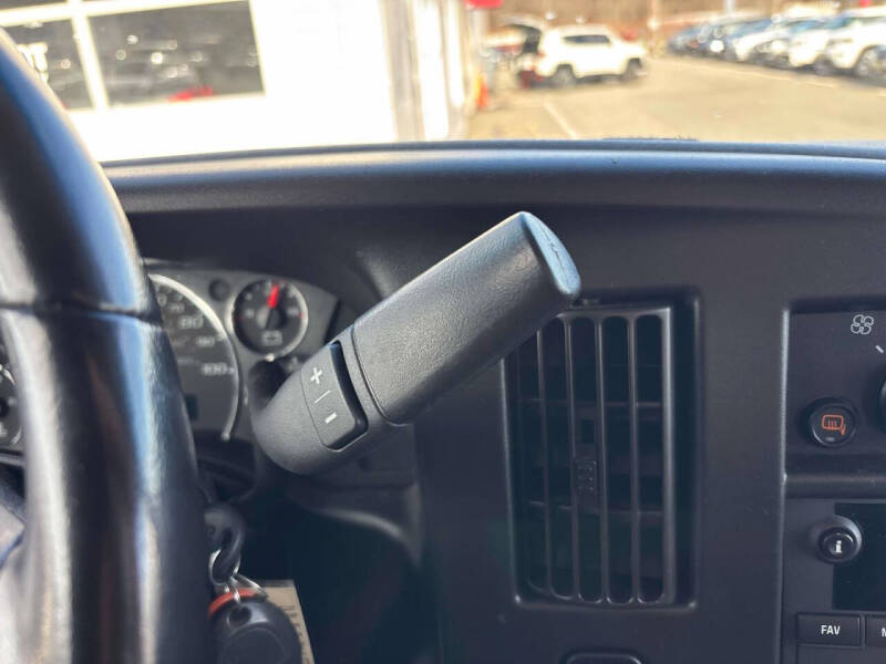 2021 Chevrolet Express 2500