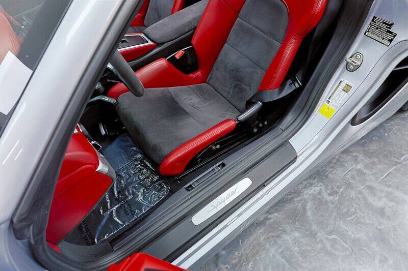 2016 Porsche Boxster Spyder