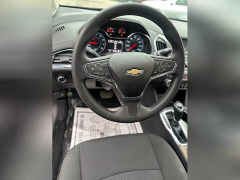 2017 Chevrolet Cruze LT Auto