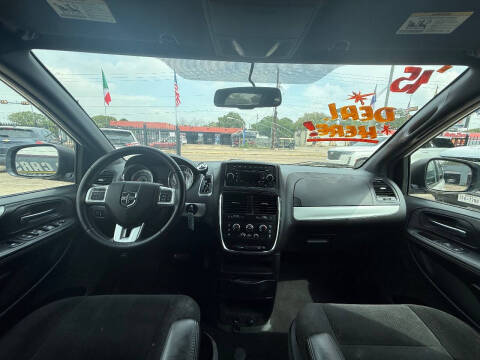 2015 Dodge Grand Caravan SE