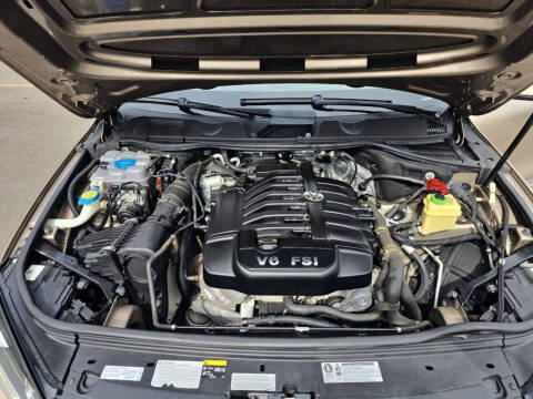 2017 Volkswagen Touareg V6 Wolfsburg