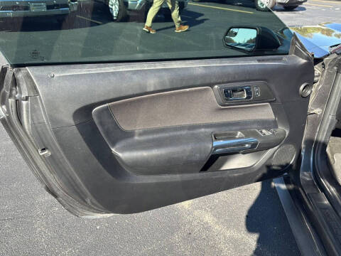 2017 Ford Mustang V6