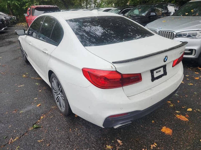 2017 BMW 5 Series 540i