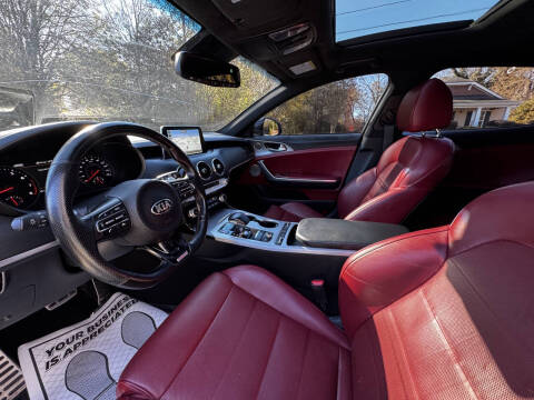 2019 Kia Stinger GT2