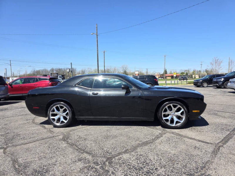 2011 Dodge Challenger SE