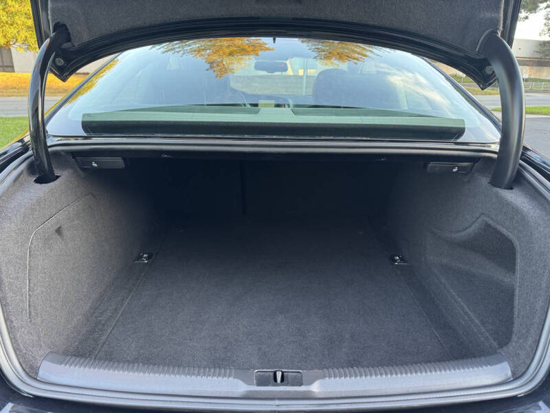 2012 Audi A5 2.0T quattro Premium Plus