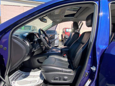 2017 Nissan Pathfinder S